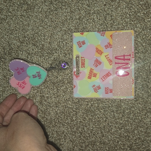 Valentines 'CNA' Badge Set - Picture 1 of 5